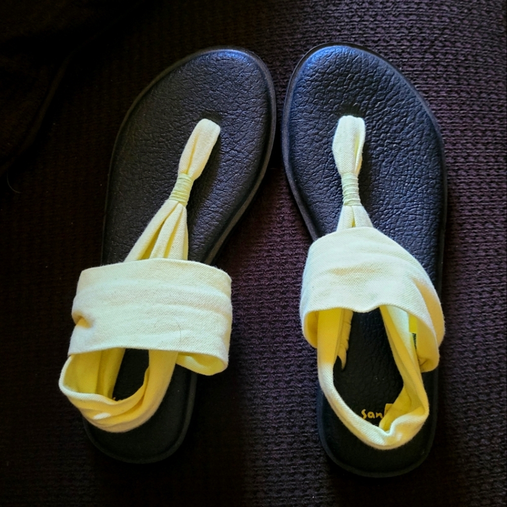 Sanuk Yoga Sandals